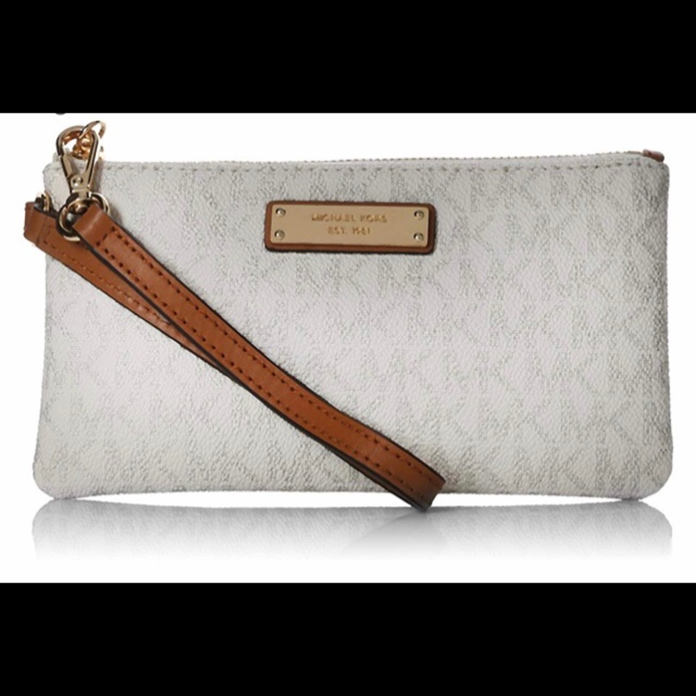 Micheal Kors clutch